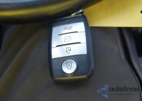 2017 Kia Sorento 2.4L Lx from USA, damaged, VIN 5XYPG4A36HG271435